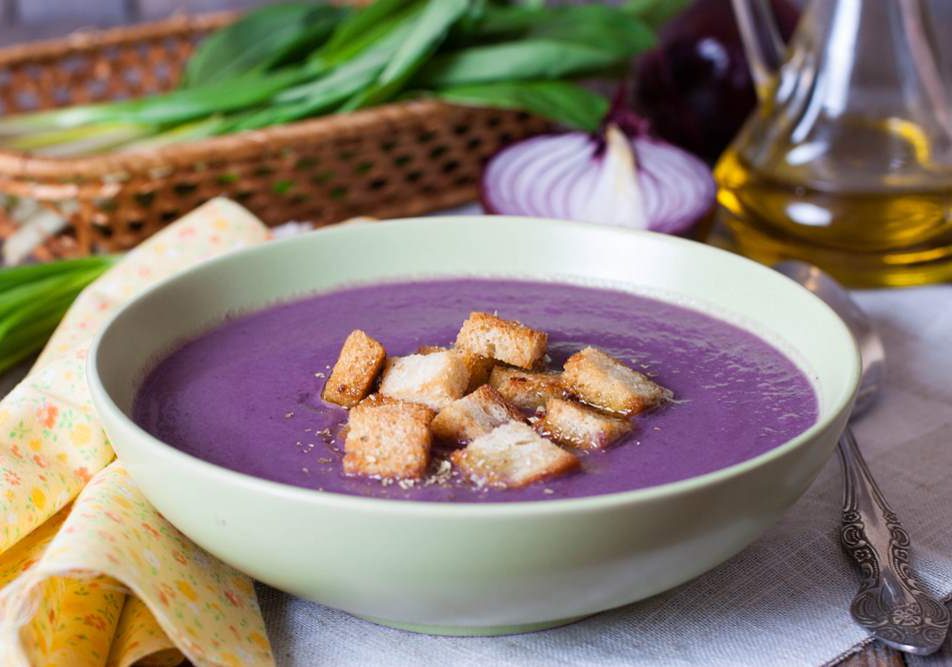 Vellutata di cavolo rosso