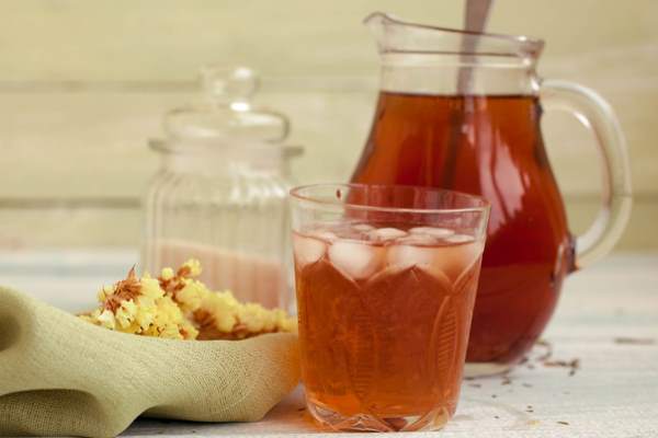 Bere infusi in estate