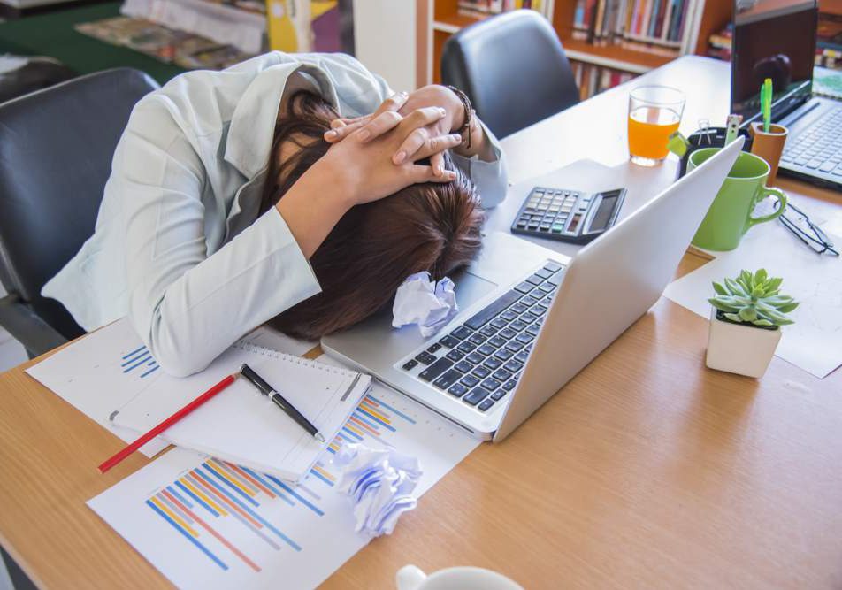 Lavorare-troppo-fa-male Lavorare troppo fa male