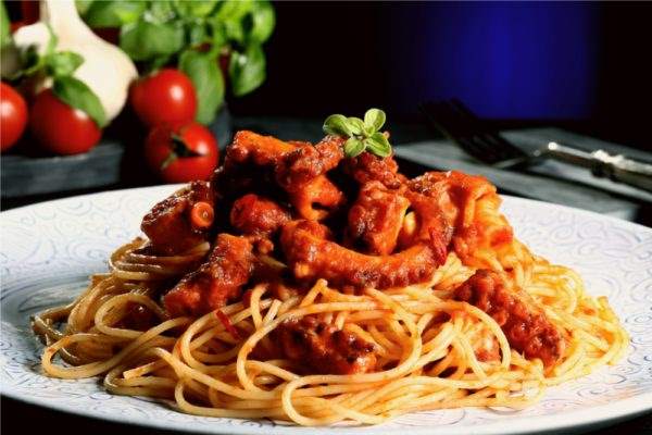 spaghetti con polpo