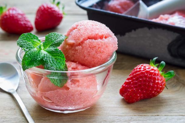 gelato alla fragola