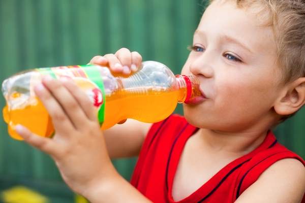 bambini consumo bevande gassate