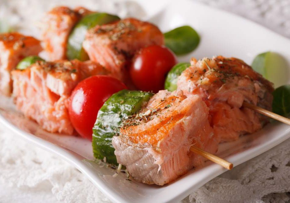 spiedini di salmone al forno