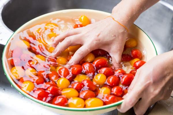 come lavare frutta e verdura