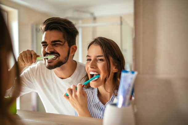 accesso-alle-cure-dentali Prendersi cura dei propri denti migliora l’aspetto estetico e previene numerose problematiche di salute generale