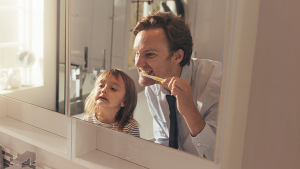  Lavare i denti correttamente: la guida per una corretta igiene orale quotidiana
