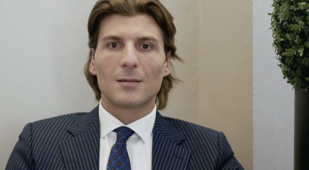 Serenità e protezione con UniSalute, anche lontano da casa: la storia di Carlo