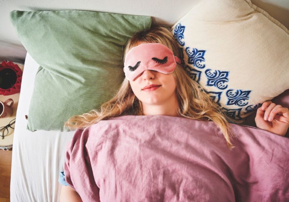 Con l’arrivo dell’autunno e l’accorciarsi delle giornate, molte persone sperimentano un calo del tono dell’umore, una sensazione di stanchezza e una maggiore difficoltà a concentrarsi.