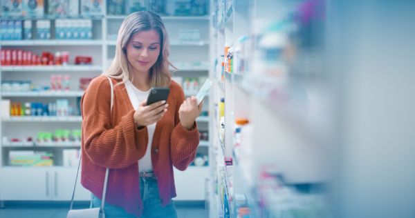 L'etichetta di un farmaco, come quella dei prodotti chimici, è ricca di informazioni cruciali. 