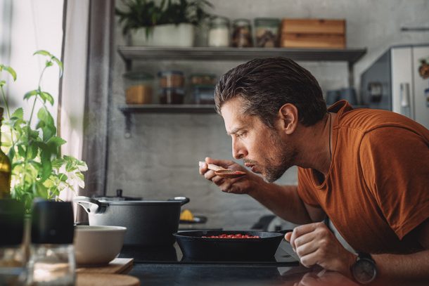 sistema-immunitario-scudo-naturale-contro-gli-agenti-patogeni È importante avere un sistema immunitario efficiente e conoscere le strategie pratiche per rafforzarlo naturalmente attraverso l’alimentazione.