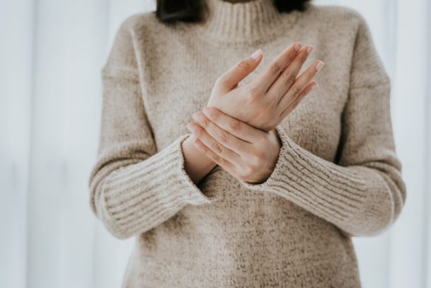 Le malattie professionali legate al lavoro pesante possono essere evitate grazie a un approccio collaborativo tra datore di lavoro e dipendente.