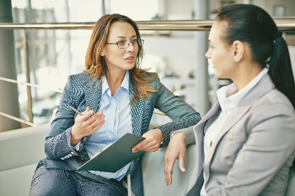 La collaborazione e il dialogo tra datore di lavoro e lavoratore sono fondamentali per garantire un ambiente di lavoro sicuro e soddisfacente.