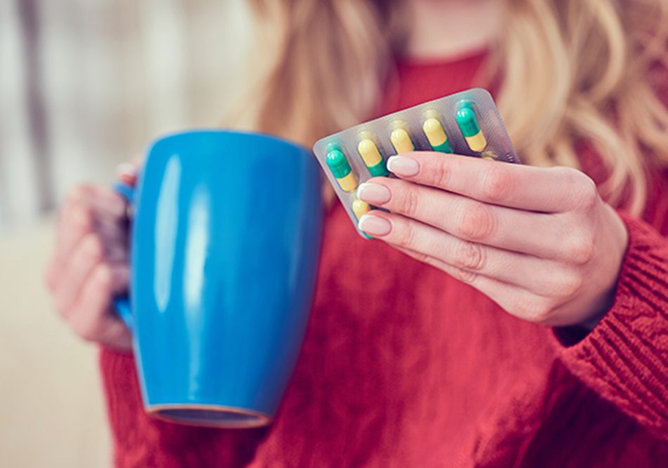 L’ibuprofene e il diclofenac sono farmaci antinfiammatori utili ad affrontare diverse condizioni dolorose, come dolori da influenza, mal di gola, sciatica e altre infiammazioni.