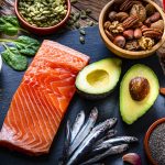 Tavola di cibi ricchi di omega 3