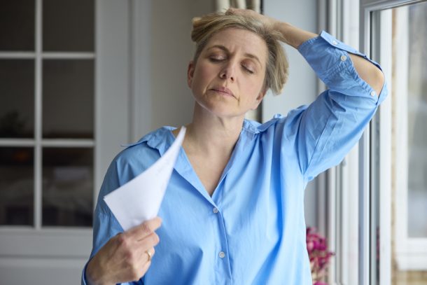 donna-con-fsh-alto Donna in menopausa, segno di FSH alto